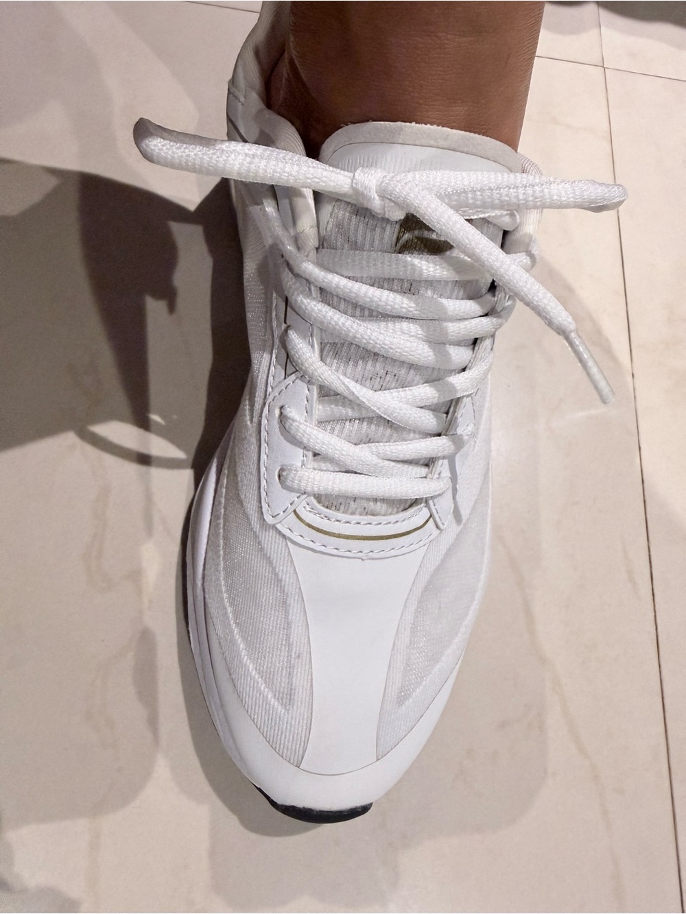 Fabletics White Women's Mesh and Leather Lace-Up Sneaker
